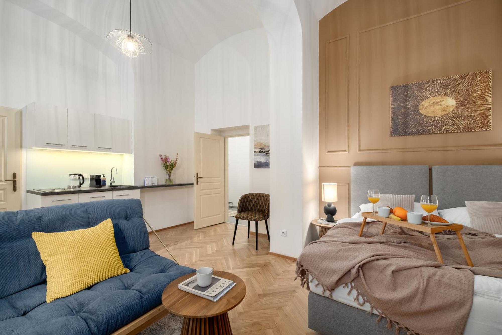 Stru House By Prague Days - Luxurious Apartments Next To National Theatre ภายนอก รูปภาพ